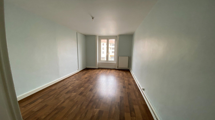Ma-Cabane - Location Appartement Feurs, 108 m²