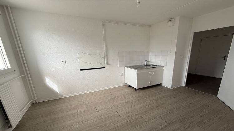 Ma-Cabane - Location Appartement FEURS, 63 m²