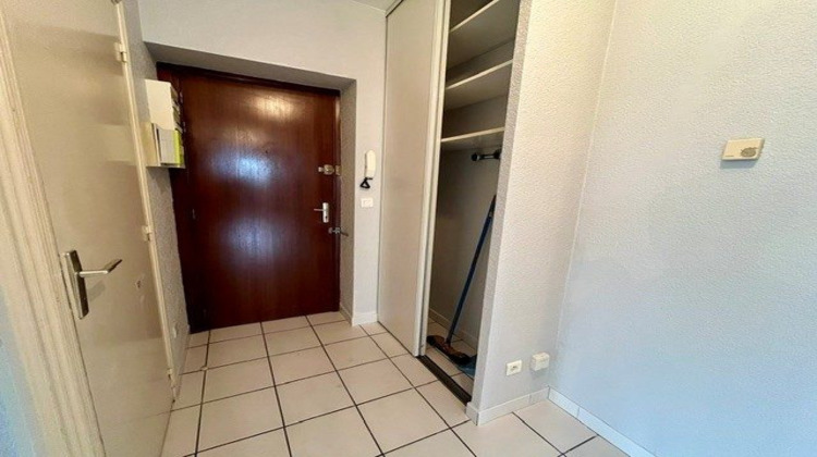 Ma-Cabane - Location Appartement Feurs, 82 m²