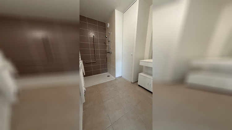 Ma-Cabane - Location Appartement FEYZIN, 58 m²