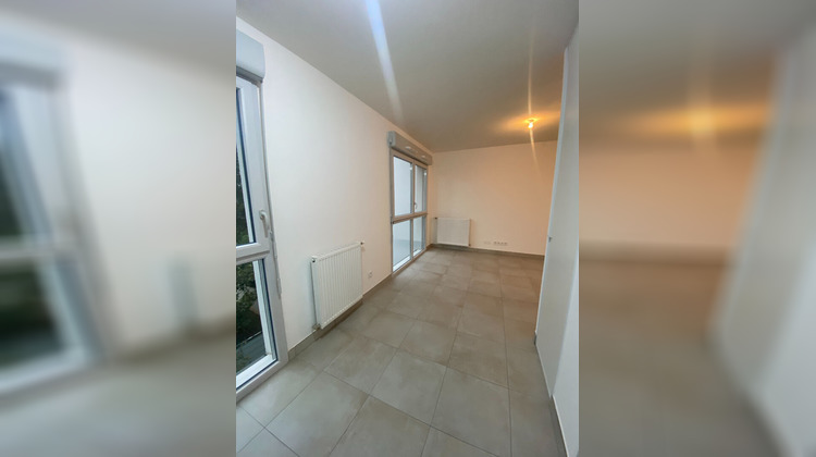 Ma-Cabane - Location Appartement FEYZIN, 29 m²