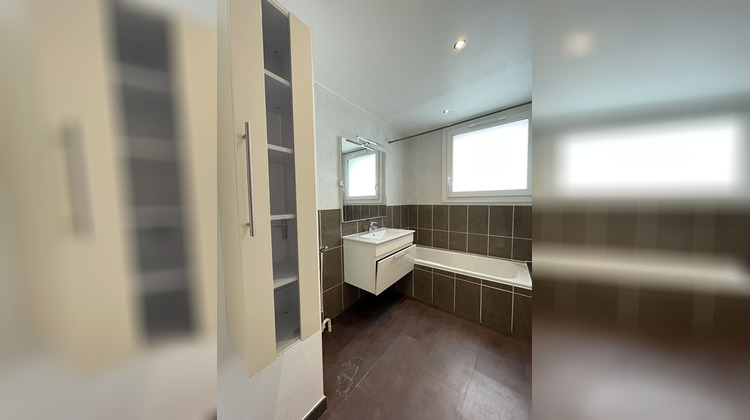 Ma-Cabane - Location Appartement FEYZIN, 73 m²