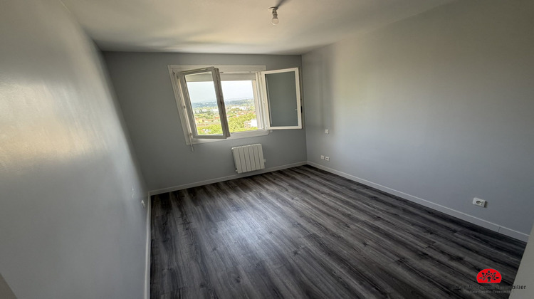 Ma-Cabane - Location Appartement Feyzin, 66 m²