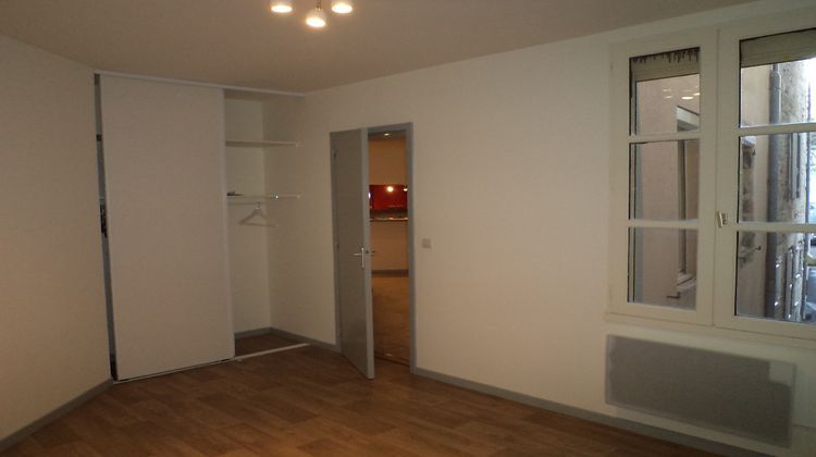 Ma-Cabane - Location Appartement FIGEAC, 56 m²