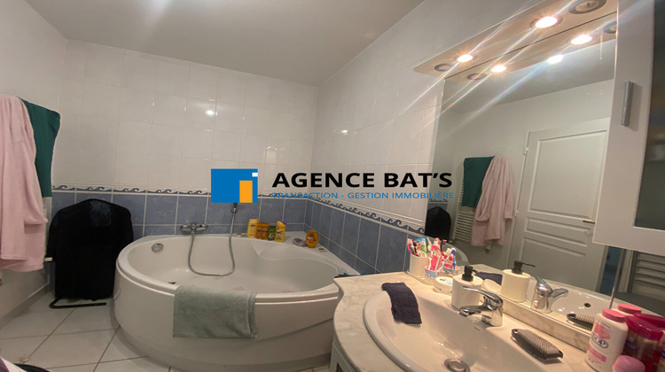 Ma-Cabane - Location Appartement Firminy, 66 m²