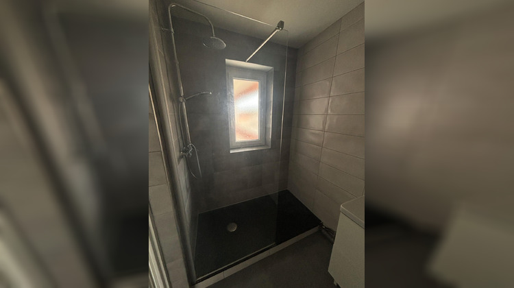 Ma-Cabane - Location Appartement Firminy, 80 m²