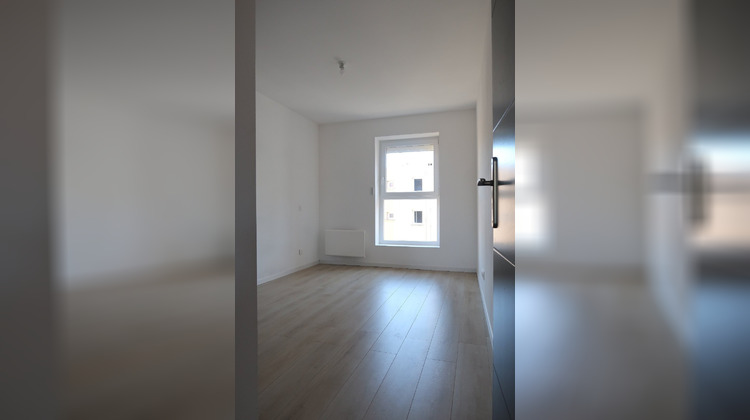 Ma-Cabane - Location Appartement FIRMINY, 65 m²