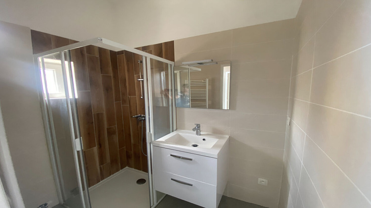 Ma-Cabane - Location Appartement FIRMINY, 65 m²