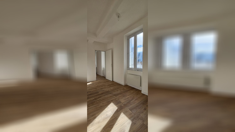 Ma-Cabane - Location Appartement Flassans-sur-Issole, 34 m²