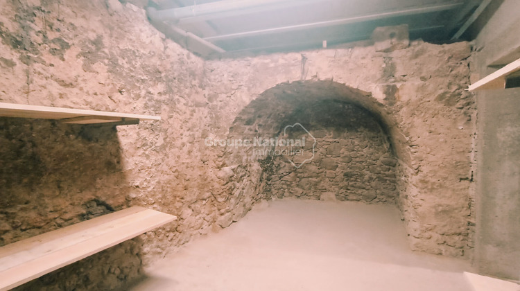 Ma-Cabane - Location Appartement FLASSANS-SUR-ISSOLE, 63 m²