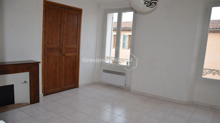 Ma-Cabane - Location Appartement FLASSANS-SUR-ISSOLE, 71 m²