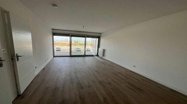 Ma-Cabane - Location Appartement FLEURY-LES-AUBRAIS, 43 m²