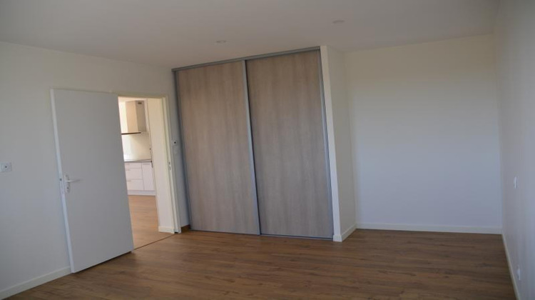 Ma-Cabane - Location Appartement FLORENSAC, 99 m²