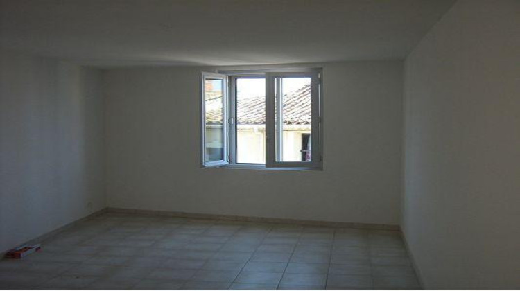 Ma-Cabane - Location Appartement FLORENSAC, 57 m²