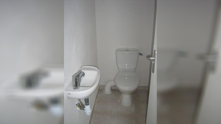 Ma-Cabane - Location Appartement FLORENSAC, 57 m²
