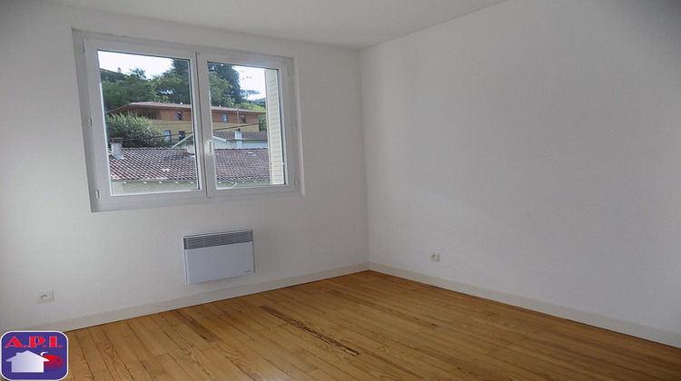 Ma-Cabane - Location Appartement FOIX, 66 m²