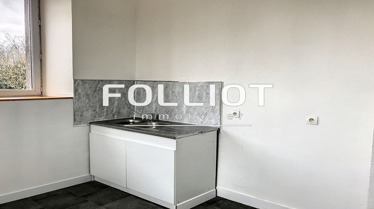 Ma-Cabane - Location Appartement FOLLIGNY, 69 m²
