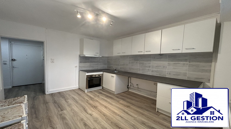 Ma-Cabane - Location Appartement Folschviller, 38 m²