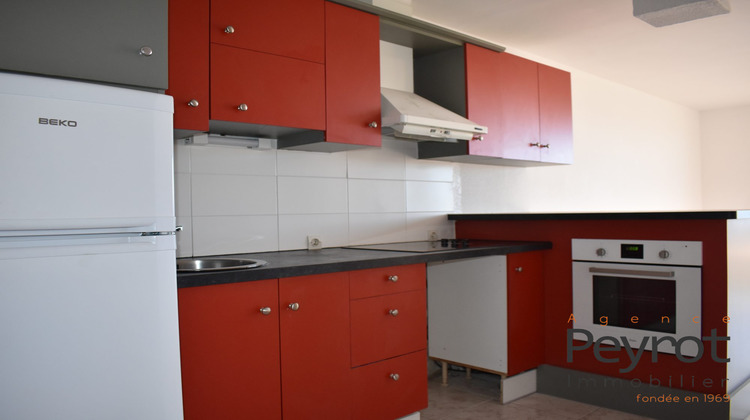 Ma-Cabane - Location Appartement Font-Romeu-Odeillo-Via, 60 m²