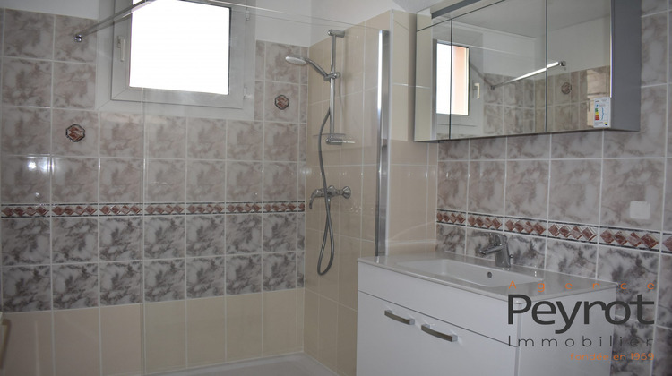 Ma-Cabane - Location Appartement Font-Romeu-Odeillo-Via, 60 m²