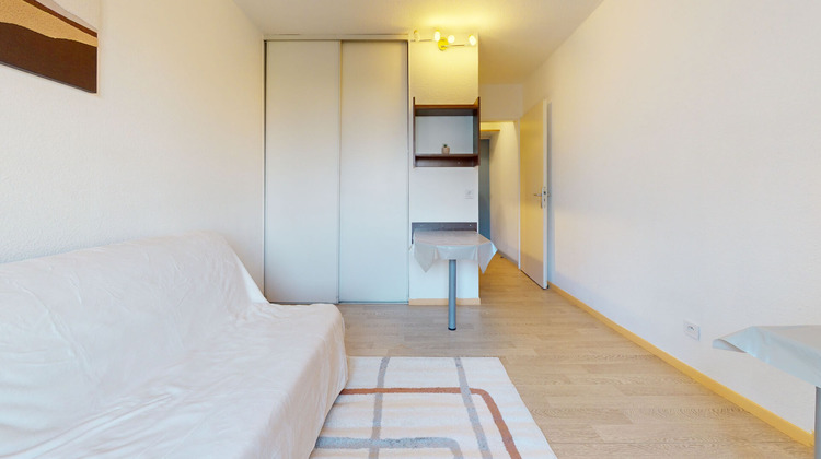 Ma-Cabane - Location Appartement FONTAINE, 19 m²