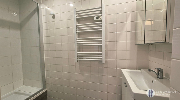 Ma-Cabane - Location Appartement FONTAINE, 33 m²