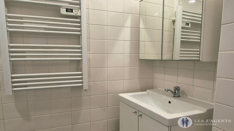 Ma-Cabane - Location Appartement FONTAINE, 33 m²