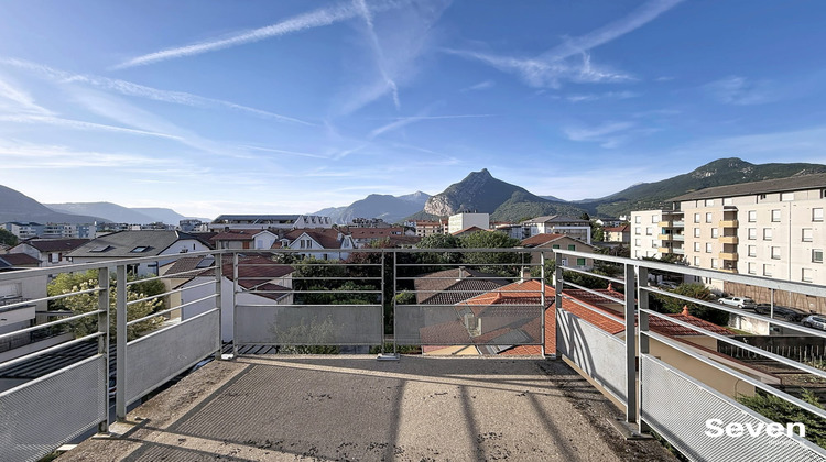 Ma-Cabane - Location Appartement FONTAINE, 46 m²