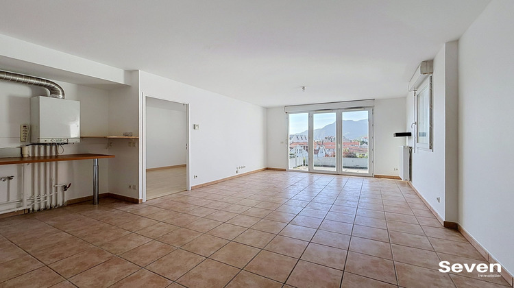 Ma-Cabane - Location Appartement FONTAINE, 46 m²
