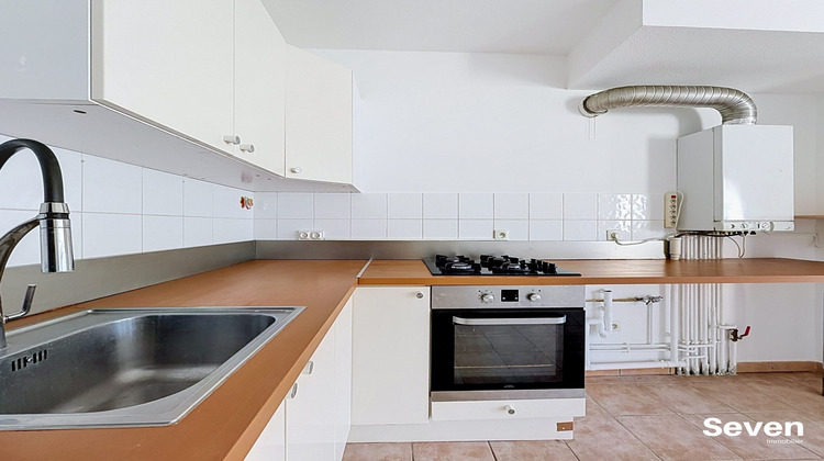 Ma-Cabane - Location Appartement FONTAINE, 46 m²