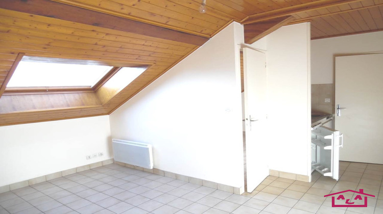 Ma-Cabane - Location Appartement Fontaine, 16 m²