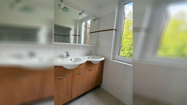 Ma-Cabane - Location Appartement FONTAINEBLEAU, 56 m²