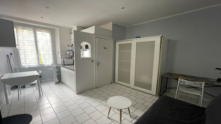 Ma-Cabane - Location Appartement FONTAINEBLEAU, 14 m²