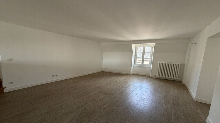 Ma-Cabane - Location Appartement FONTAINEBLEAU, 93 m²
