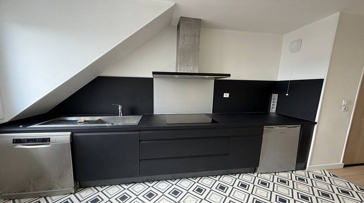 Ma-Cabane - Location Appartement FONTAINEBLEAU, 63 m²