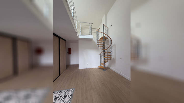 Ma-Cabane - Location Appartement FONTAINEBLEAU, 63 m²