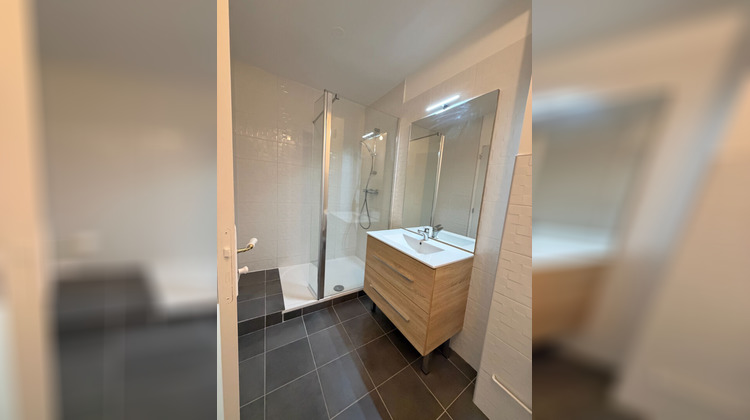 Ma-Cabane - Location Appartement FONTAINEBLEAU, 63 m²