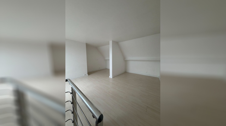 Ma-Cabane - Location Appartement FONTAINEBLEAU, 63 m²