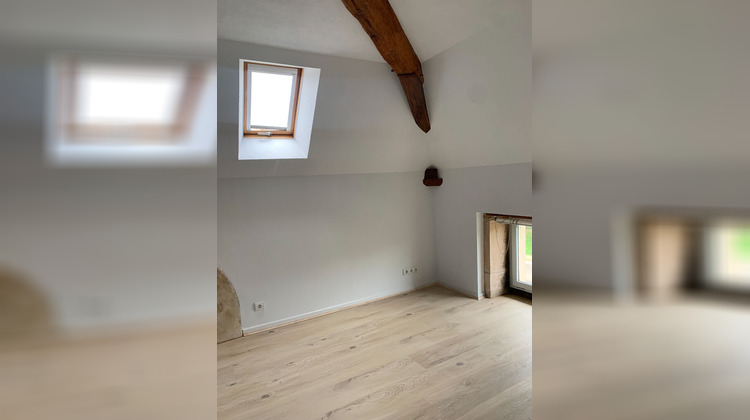 Ma-Cabane - Location Appartement FONTAINES, 68 m²