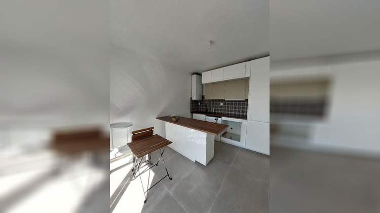 Ma-Cabane - Location Appartement FONTAINES-SUR-SAONE, 31 m²