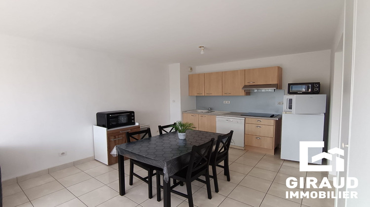 Ma-Cabane - Location Appartement Fontenay-le-Comte, 35 m²