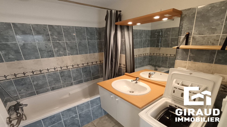 Ma-Cabane - Location Appartement Fontenay-le-Comte, 35 m²