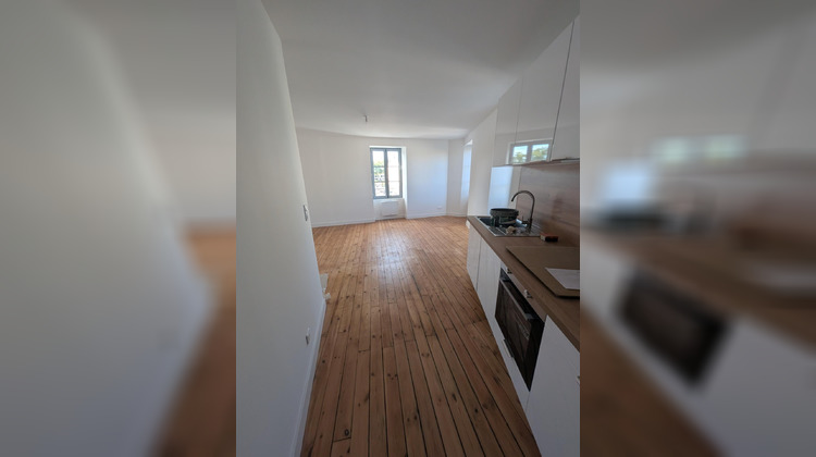 Ma-Cabane - Location Appartement FONTENAY LE COMTE, 42 m²