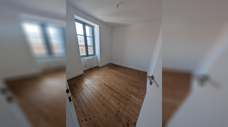 Ma-Cabane - Location Appartement FONTENAY LE COMTE, 42 m²