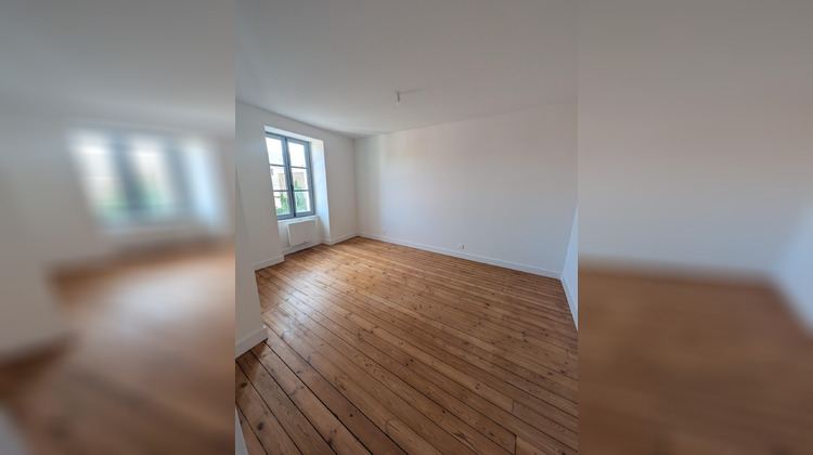 Ma-Cabane - Location Appartement FONTENAY LE COMTE, 47 m²