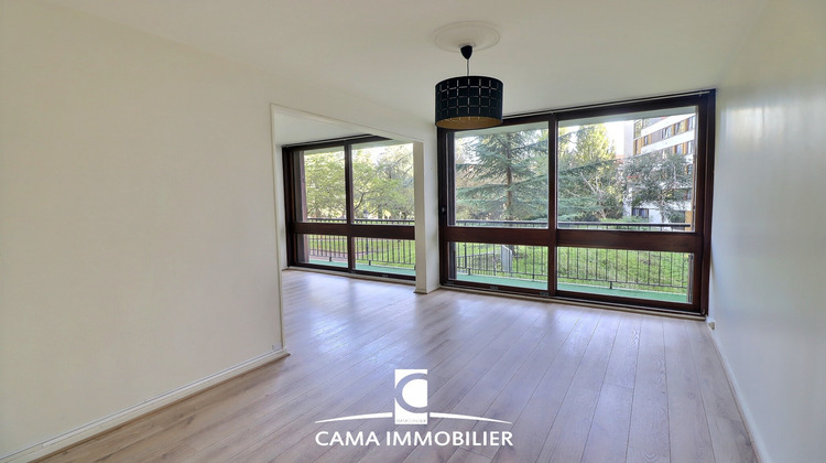 Ma-Cabane - Location Appartement Fontenay-le-Fleury, 82 m²