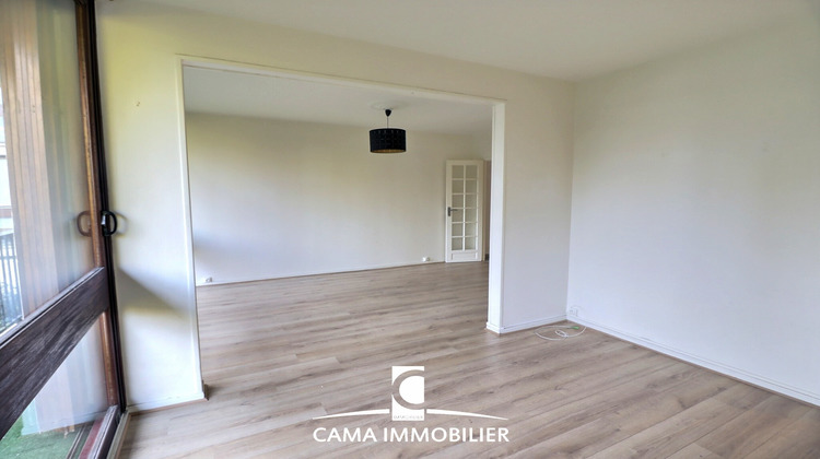 Ma-Cabane - Location Appartement Fontenay-le-Fleury, 82 m²