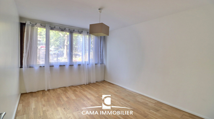 Ma-Cabane - Location Appartement Fontenay-le-Fleury, 82 m²