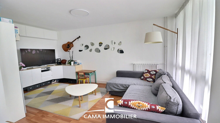 Ma-Cabane - Location Appartement Fontenay-le-Fleury, 80 m²