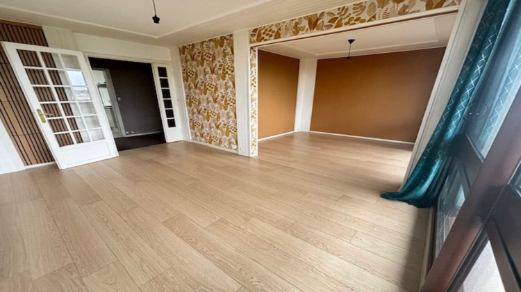 Ma-Cabane - Location Appartement Fontenay-le-Fleury, 65 m²